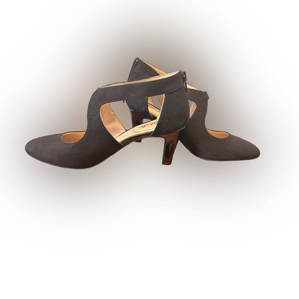 Life Stride Black Heels with Cross-Strap Design
